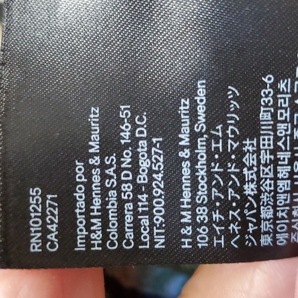 Great cover-up, or little dress. Hawian Floral Print. By H&M. Size large Travel - Picture 9 of 9